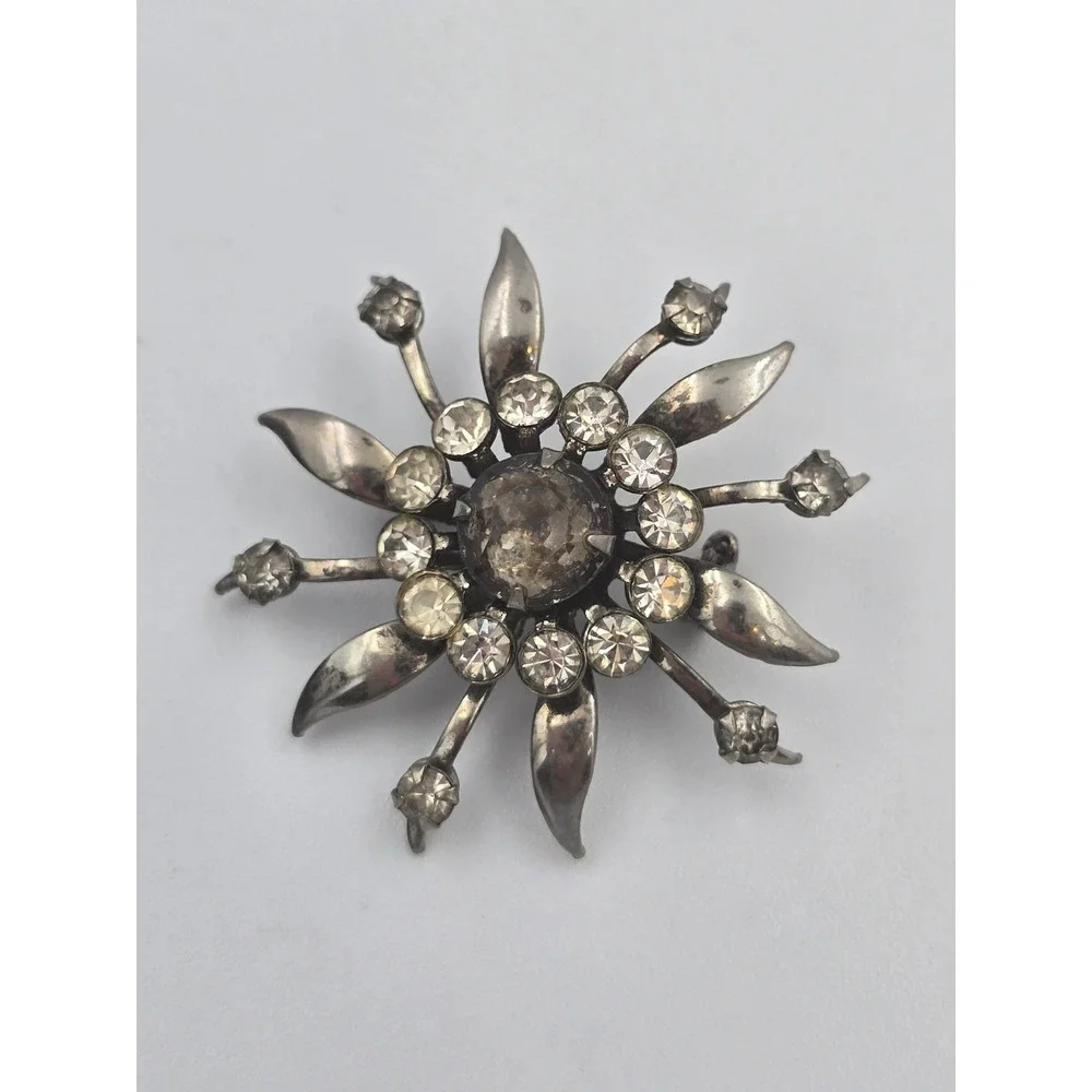 Vintage Starburst Clear Rhinestone Brooch Pin Silver‎ Tone Floral Antique